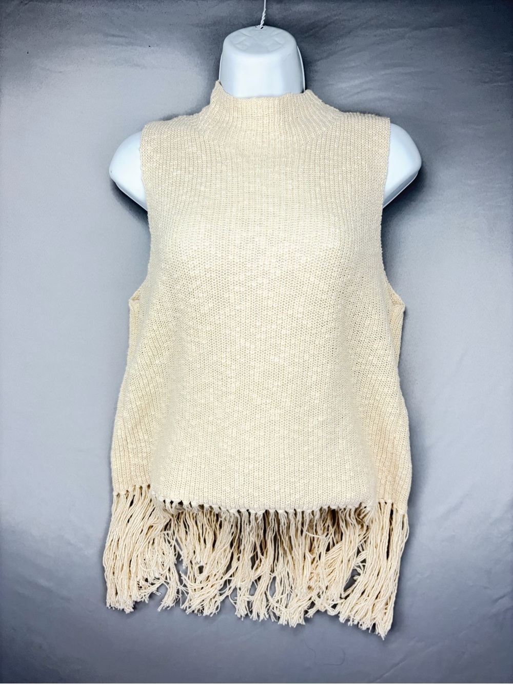 Rails Cream Sleeveless Mock Nick Knit Fringe Hem Top Size M